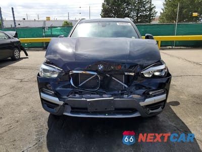 Piąte zdjęcie samochodu w środku: 2019 BMW X3 XDRIVE30I VIN:5UXTR9C59KLP90929 - miniatura