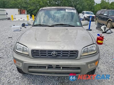 Piąte zdjęcie samochodu w środku: 2000 TOYOTA RAV4 BASE VIN:JT3GP10V7Y7067004 - miniatura