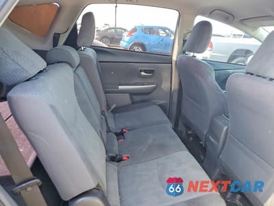 Zdjęcie 10 z 12 samochodu: 2013 TOYOTA PRIUS V THREE VIN:JTDZN3EU8D3266652 - miniatura