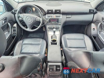 Zdjęcie 8 z 12 samochodu: 2006 MERCEDES-BENZ C 230 VIN:WDBRF52H46F759731 - miniatura