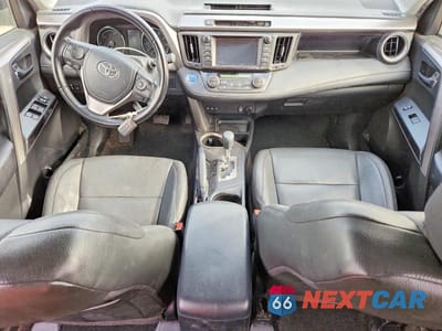 Zdjęcie 8 z 13 samochodu: 2017 TOYOTA RAV4 HYBRID XLE VIN:JTMRJREV2HD109156 - miniatura