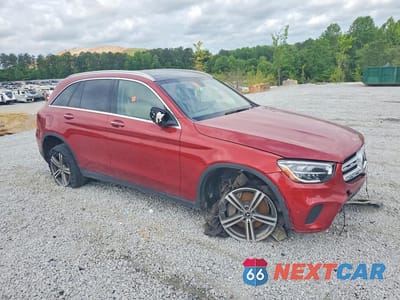 Czwarte zdjęcie samochodu z boku: 2020 MERCEDES-BENZ GLC 300 VIN:W1N0G8DB1LF842118 - miniatura