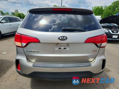 Zdjęcie 6 z 13 samochodu: 2014 KIA SORENTO LX VIN:5XYKTDA65EG504071 - miniatura