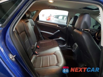 Zdjęcie 10 z 12 samochodu: 2016 VOLKSWAGEN PASSAT SE VIN:1VWBT7A33GC007919 - miniatura