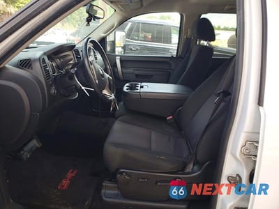 Zdjęcie 7 z 12 samochodu: 2011 GMC SIERRA K1500 SLE VIN:3GTP2VE3XBG108617 - miniatura