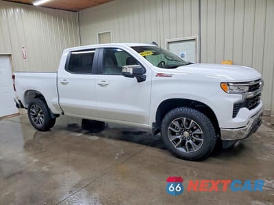 Czwarte zdjęcie samochodu z boku: 2024 CHEVROLET SILVERADO K1500 LT VIN:2GCUDDED0R1272106 - miniatura
