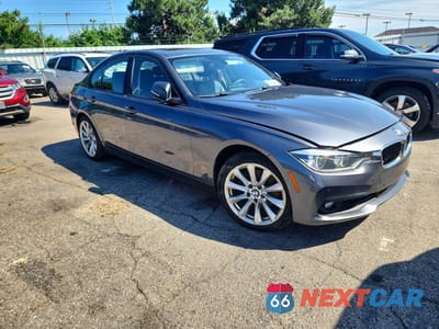 Czwarte zdjęcie samochodu z boku: 2018 BMW 320 XI VIN:WBA8A3C59JA492268 - miniatura