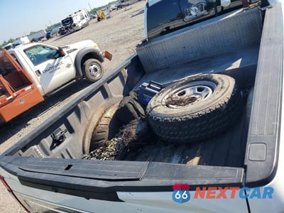 Zdjęcie 10 z 13 samochodu: 2020 FORD F350 SUPER DUTY VIN:1FT8W3BTXLEE60865 - miniatura
