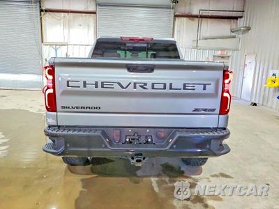 Zdjęcie 6 z 13 samochodu: 2024 CHEVROLET SILVERADO K1500 ZR2 VIN:3GCUDHEL2RG137828 - miniatura