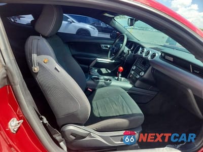 Zdjęcie 10 z 13 samochodu: 2017 FORD MUSTANG VIN:1FA6P8TH8H5358716 - miniatura