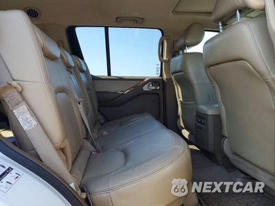 Zdjęcie 11 z 13 samochodu: 2005 NISSAN PATH FINDE VIN:5N1AR18W65C771699 - miniatura