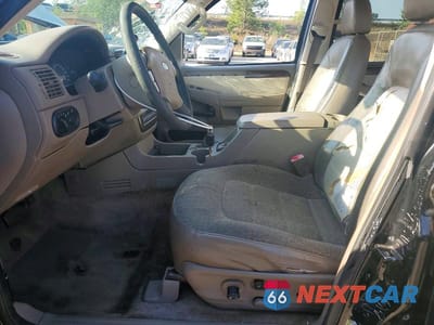 Zdjęcie 7 z 13 samochodu: 2005 FORD EXPLORER EDDIE BAUER VIN:1FMZU64K75UA77390 - miniatura