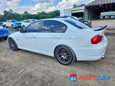 Drugie zdjęcie samochodu z przodu: 2011 BMW 335 I VIN:WBAPM5C51BE435166 - miniatura