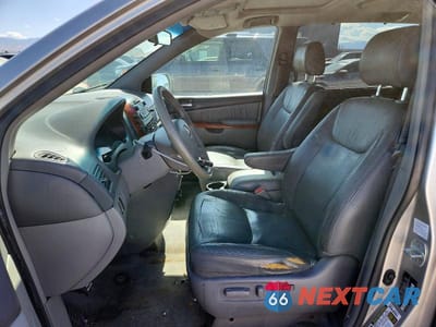 Zdjęcie 7 z 12 samochodu: 2008 TOYOTA SIENNA XLE VIN:5TDBK22C78S021197 - miniatura