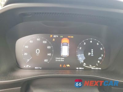 Zdjęcie 9 z 13 samochodu: 2020 VOLVO XC40 T5 MOMENTUM VIN:YV4162UK1L2283136 - miniatura