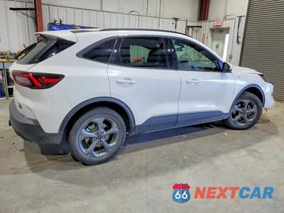 Trzecie zdjęcie samochodu z tyłu: 2025 FORD ESCAPE ST LINE SELECT VIN:1FMCU9NZ9SUA72139 - miniatura