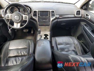 Zdjęcie 8 z 13 samochodu: 2012 JEEP GRAND CHEROKEE LAREDO VIN:1C4RJFAGXCC216654 - miniatura