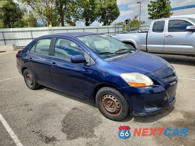 Czwarte zdjęcie samochodu z boku: 2007 TOYOTA YARIS BASE VIN:JTDBT923371117006 - miniatura