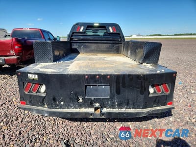 Zdjęcie 6 z 12 samochodu: 2025 CHEVROLET SILVERADO K3500 LT VIN:1GB4KTEY6SF173229 - miniatura