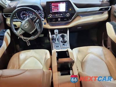 Zdjęcie 8 z 13 samochodu: 2020 TOYOTA HIGHLANDER LIMITED VIN:5TDYZRAH9LS022467 - miniatura