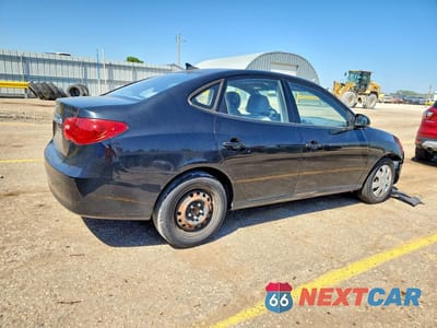 Trzecie zdjęcie samochodu z tyłu: 2010 HYUNDAI ELANTRA GLS VIN:KMHDU4AD9AU170880 - miniatura