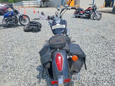 Czwarte zdjęcie samochodu z boku: 2004 HONDA VT750 C VIN:JH2RC50134M000388 - miniatura