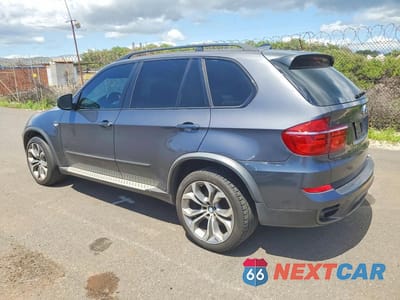 Drugie zdjęcie samochodu z przodu: 2011 BMW X5 M VIN:5UXZV8C59BL421147 - miniatura