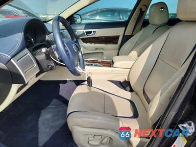 Zdjęcie 7 z 12 samochodu: 2012 JAGUAR XF PORTFOLIO VIN:SAJWA0HB2CLS27904 - miniatura