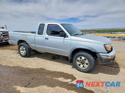 Czwarte zdjęcie samochodu z boku: 2000 NISSAN FRONTIER XE-V6 VIN:1N6ED26Y5YC324944 - miniatura