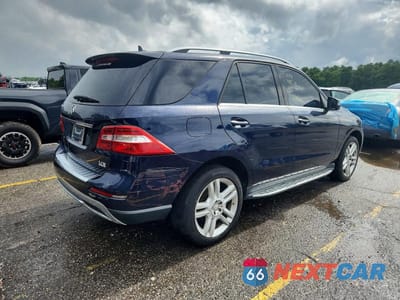 Trzecie zdjęcie samochodu z tyłu: 2015 MERCEDES-BENZ ML 350 VIN:4JGDA5JB1FA498574 - miniatura