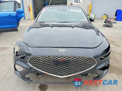 Piąte zdjęcie samochodu w środku: 2022 GENESIS G70 2.0T VIN:KMTG34TA3NU091154 - miniatura
