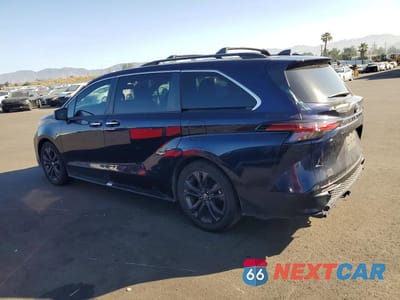 Drugie zdjęcie samochodu z przodu: 2022 TOYOTA SIENNA XSE VIN:5TDXRKEC0NS090659 - miniatura