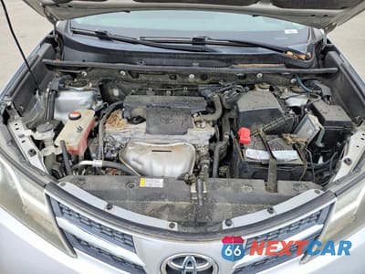 Zdjęcie 11 z 13 samochodu: 2015 TOYOTA RAV4 LE VIN:JTMZFREV9FJ056858 - miniatura