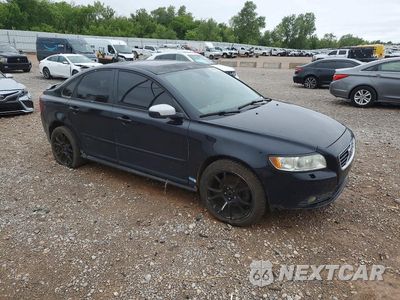 Czwarte zdjęcie samochodu z boku: 2009 VOLVO S40 T5 VIN:YV1MH672192464186 - miniatura