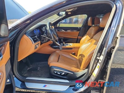 Zdjęcie 7 z 12 samochodu: 2016 BMW 750 XI VIN:WBA7F2C58GG415971 - miniatura