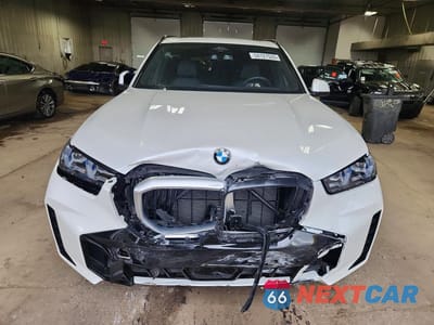 Piąte zdjęcie samochodu w środku: 2026 BMW X5 XDRIVE40I VIN:5UX23EU0XT9225855 - miniatura