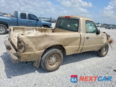 Trzecie zdjęcie samochodu z tyłu: 2002 FORD RANGER VIN:1FTYR10D62TA01012 - miniatura