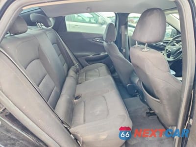 Zdjęcie 10 z 12 samochodu: 2019 CHEVROLET MALIBU LS VIN:1G1ZB5ST2KF187966 - miniatura