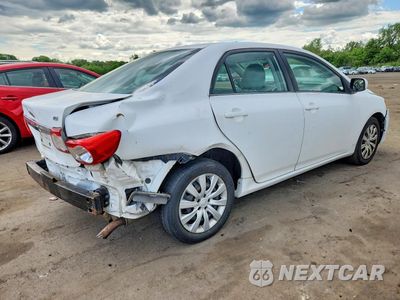 Trzecie zdjęcie samochodu z tyłu: 2013 TOYOTA COROLLA LE VIN:2T1BU4EE8DC974815 - miniatura