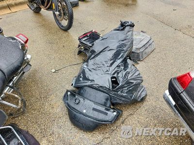 Zdjęcie 8 z 9 samochodu: 2015 HARLEY-DAVIDSON FLHTK ULTRA LIMITED VIN:1HD1KEL13FB690158 - miniatura
