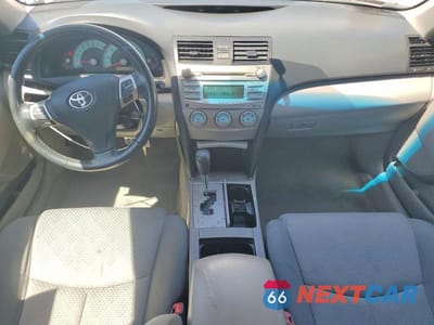 Zdjęcie 8 z 12 samochodu: 2007 TOYOTA CAMRY SE VIN:4T1BE46K47U722483 - miniatura