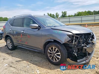 Czwarte zdjęcie samochodu z boku: 2018 NISSAN ROGUE SV VIN:KNMAT2MV4JP506727 - miniatura