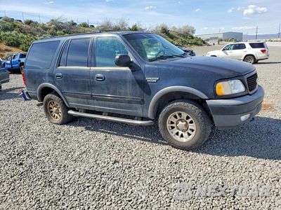 Czwarte zdjęcie samochodu z boku: 2001 FORD EXPEDITION XLT VIN:1FMPU16L81LB61623 - miniatura