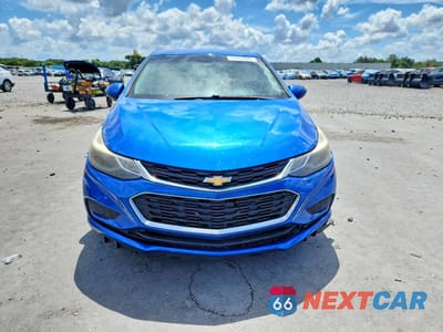 Piąte zdjęcie samochodu w środku: 2016 CHEVROLET CRUZE LT VIN:1G1BE5SM5G7246639 - miniatura