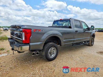 Trzecie zdjęcie samochodu z tyłu: 2019 FORD F350 SUPER DUTY VIN:1FT8W3BT2KEC44930 - miniatura