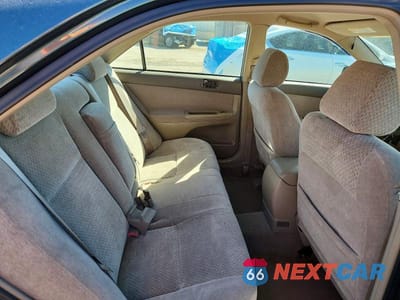 Zdjęcie 10 z 12 samochodu: 2002 TOYOTA CAMRY LE VIN:4T1BE32K52U608517 - miniatura