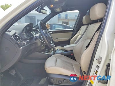 Zdjęcie 7 z 13 samochodu: 2013 BMW X3 XDRIVE35I VIN:5UXWX7C57DL979847 - miniatura