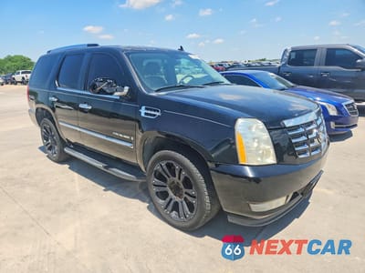Czwarte zdjęcie samochodu z boku: 2008 CADILLAC ESCALADE LUXURY VIN:1GYEC63858R228823 - miniatura