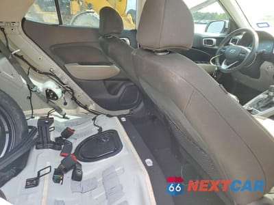 Zdjęcie 11 z 14 samochodu: 2024 HYUNDAI VENUE SEL VIN:KMHRC8A3XRU329084 - miniatura