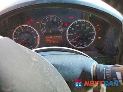 Zdjęcie 9 z 12 samochodu: 2014 NISSAN TITAN SV VIN:1N6AA0EC1EN501815 - miniatura